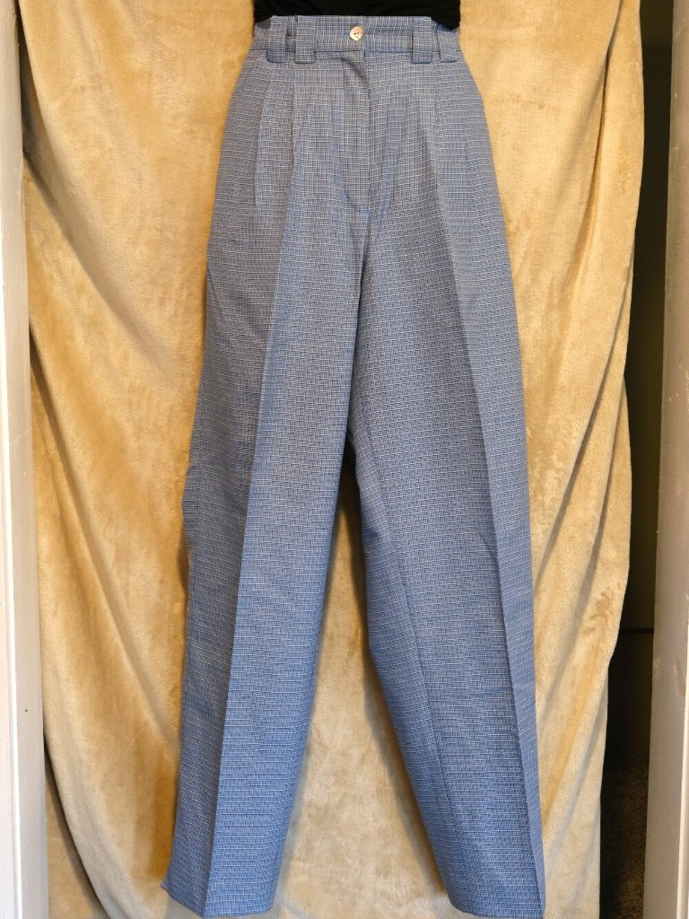 Vintage Ellesse Plaid Pants | Black, White & Light Blue | Shell Button Details |